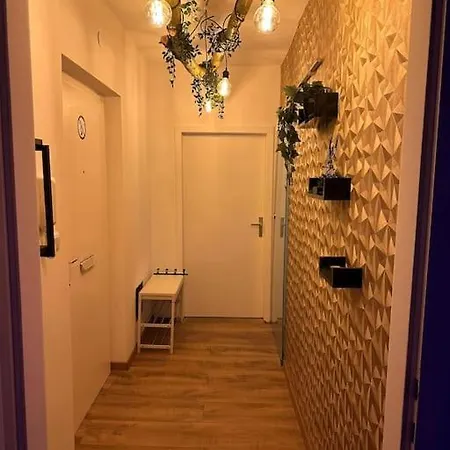 Apartment Moonlight *