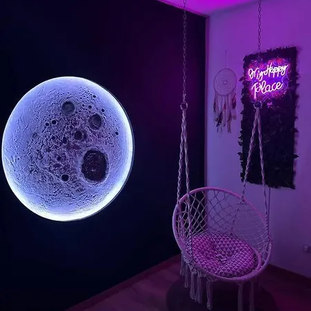Apartment Moonlight *